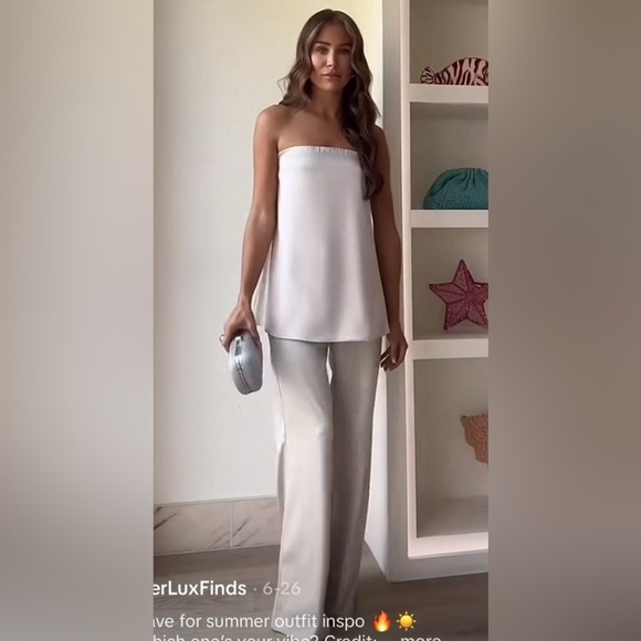 NWT ZARA BLOGGER FAV satin Top size L and XL
🚨PRICE FIRM NO DISCOUNT - Picture 4 of 16